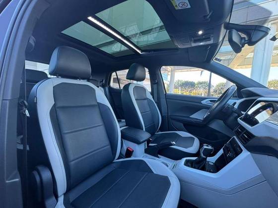 VOLKSWAGEN T-CROSS 1.4 250 TSI TOTAL FLEX HIGHLINE AUTOMÁTICO
